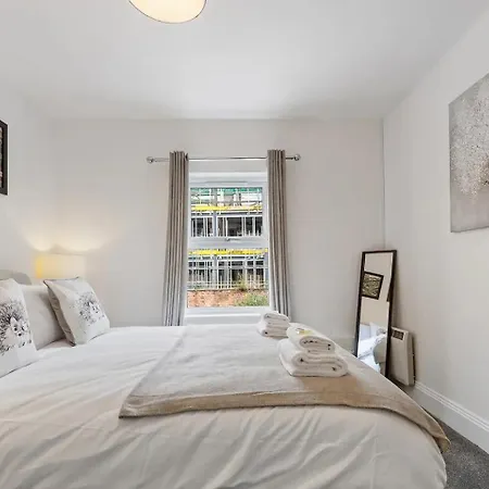 6 Escrick Street Beautiful 2-bed Flat In Close To Centre - Pass The Keys York