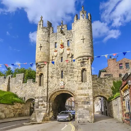 Daire 6 Escrick Street Beautiful 2-bed Flat In Close To Centre - Pass The Keys