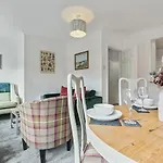 6 Escrick Street Beautiful 2-bed Flat In Close To Centre - Pass The Keys