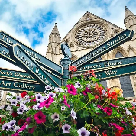 Apartmán Beautiful Flat Pass The Keys York