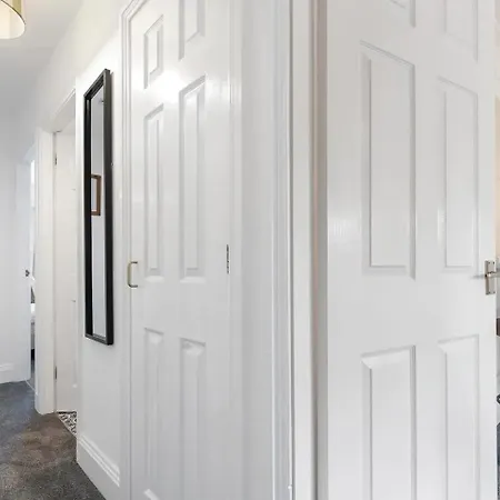 6 Escrick Street Beautiful 2-bed Flat In Close To Centre - Pass The Keys Apartment York
