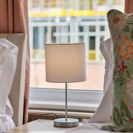 6 Escrick Street Beautiful 2-bed Flat In Close To Centre - Pass The Keys * York