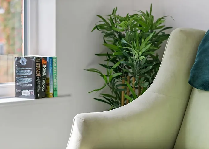 6 Escrick Street Beautiful 2-bed Flat In Close To Centre - Pass The Keys