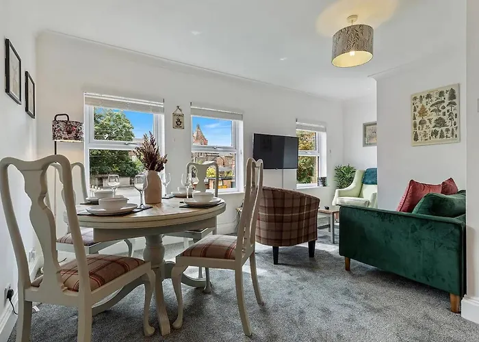 6 Escrick Street Beautiful 2-bed Flat In Close To Centre - Pass The Keys Appartement York